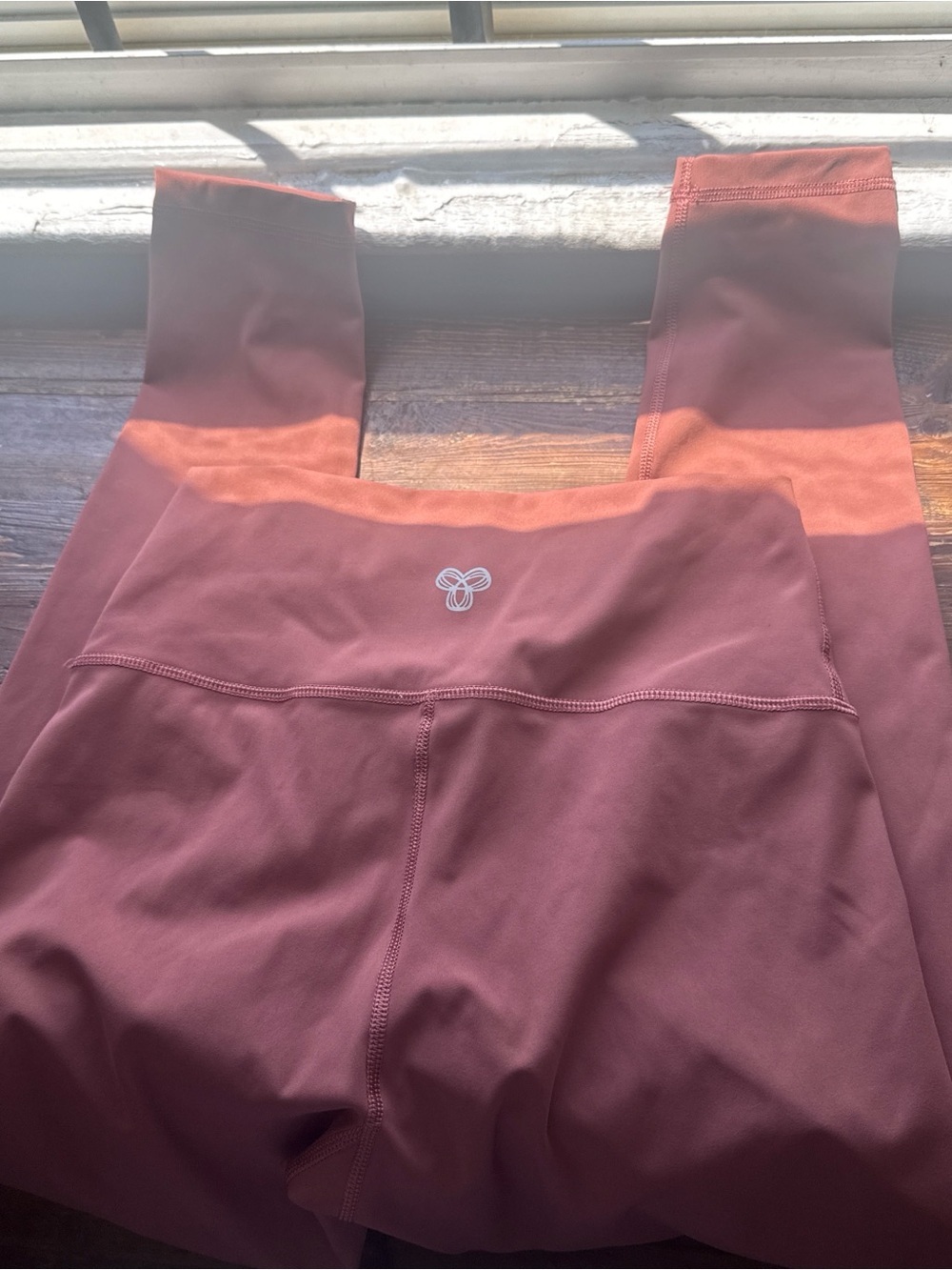 TNA High-Rise Leggings in Dusty Rose